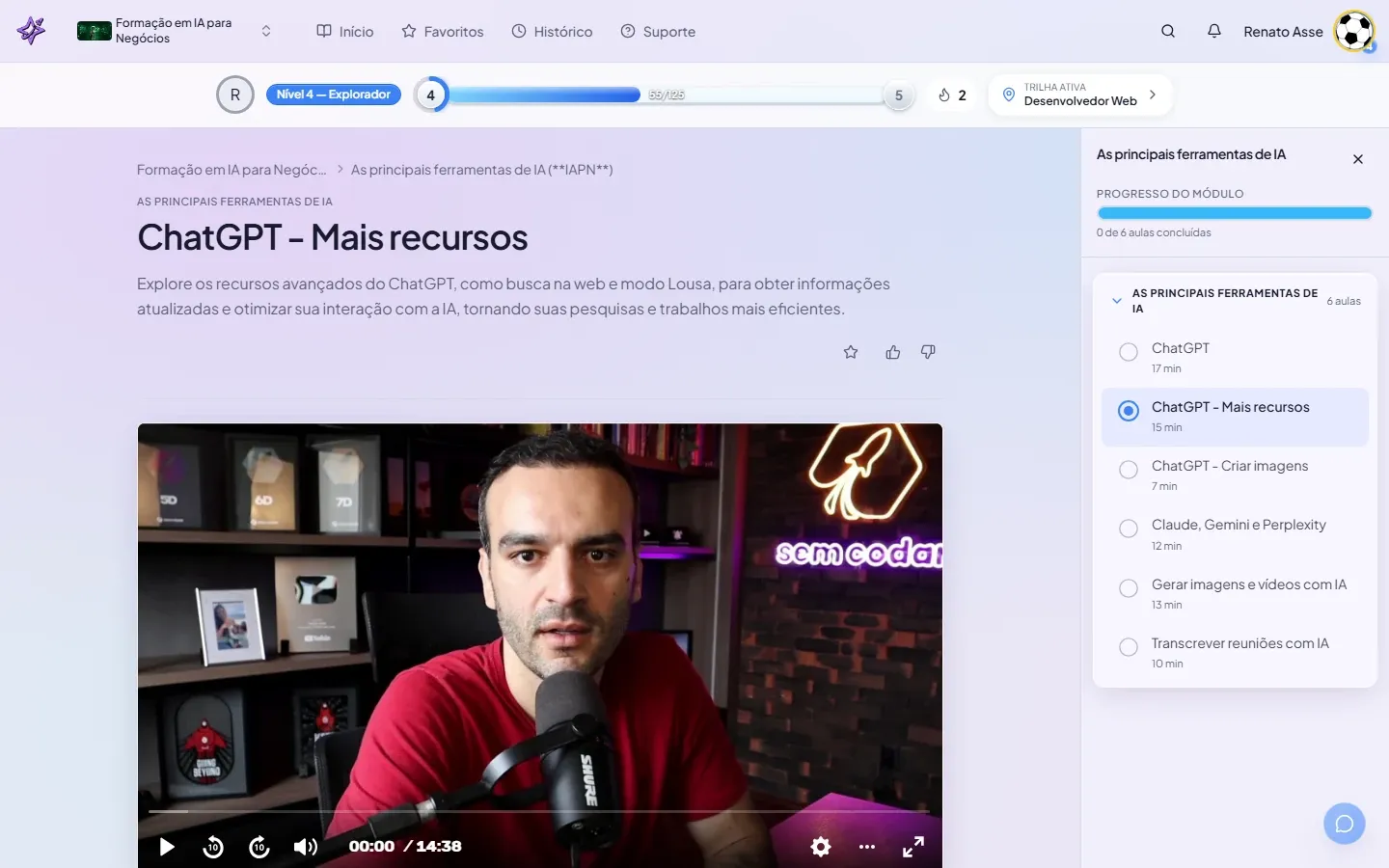 Renato Asse apresentando a aula ChatGPT - Mais recursos, com a lista de 6 aulas do módulo à direita