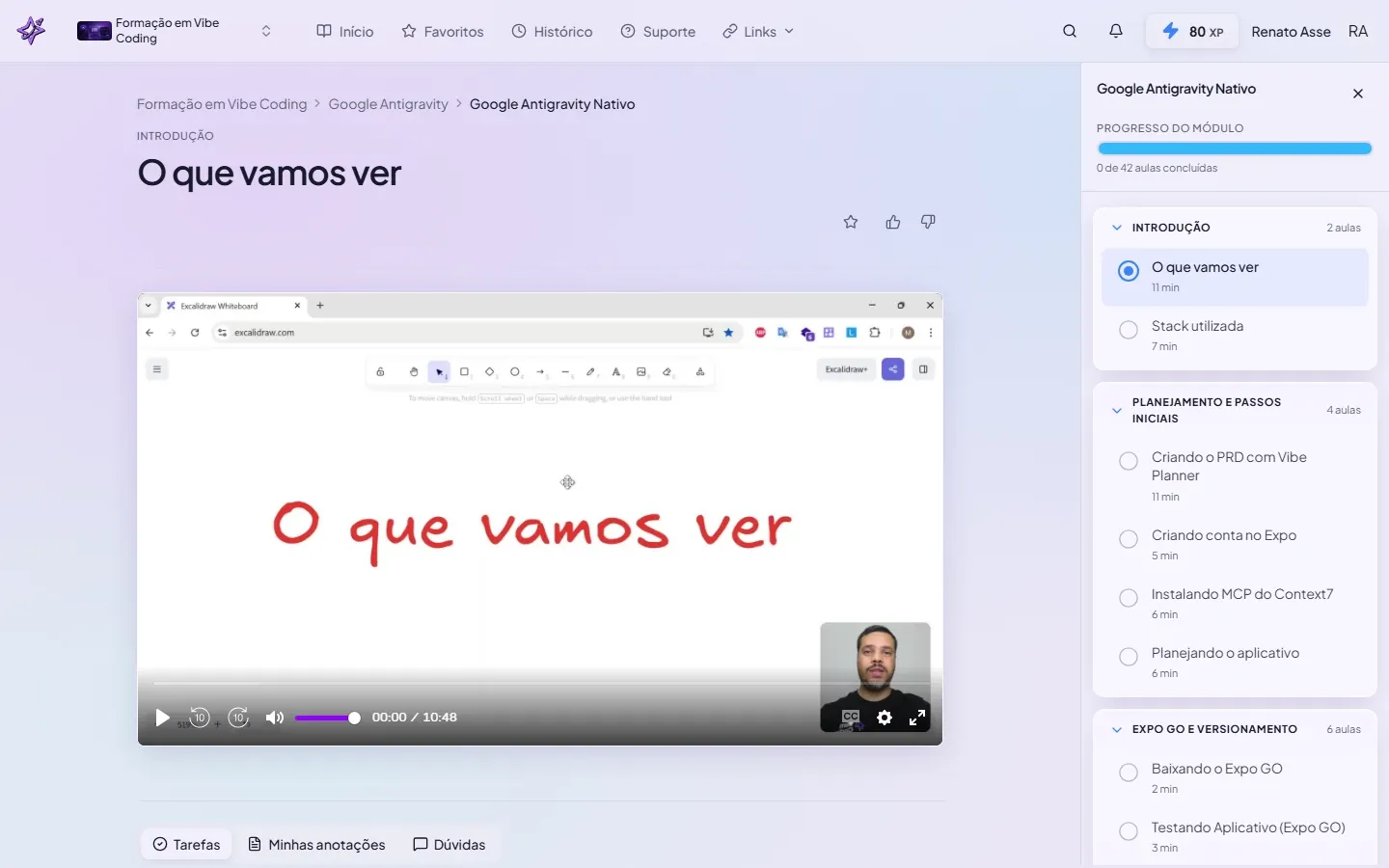 Screenshot da plataforma do ibe.IA mostrando o módulo Google Antigravity Nativo com a primeira aula aberta e o índice de 42 aulas no painel lateral